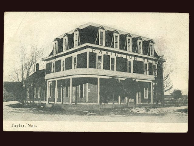Pavillion Hotel